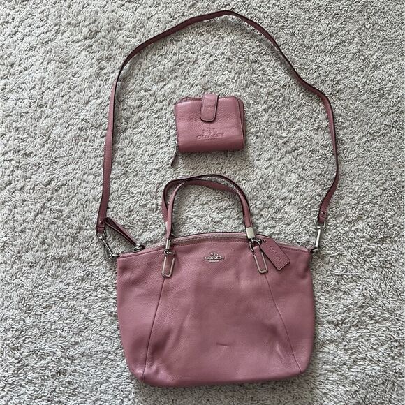 Coach Handbags - Coach Vintage Kelsey Satchel Pink Pebbled Leather Crossbody Purse w/ Wallet